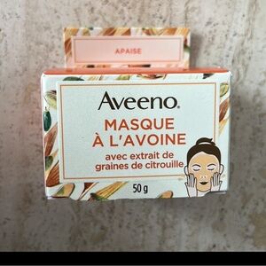 NWT Aveeno face oat mask with pumpkin seed extract for soothing